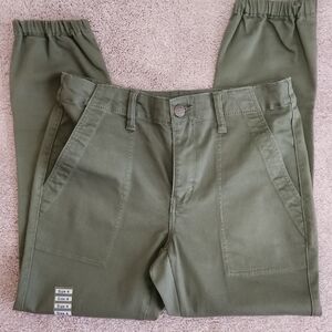 NWT CAbi #4318 Compass Pant Army Green Size 4